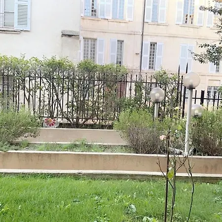 Joli Au Coeur De La Apartment Avignon