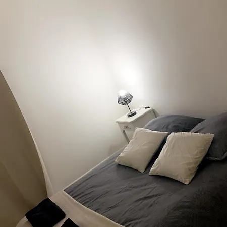 Apartment Joli Au Coeur De La Avignon